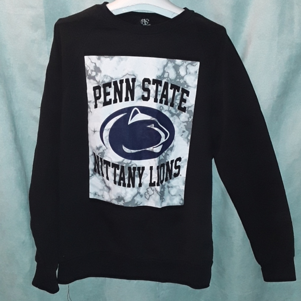 Penn State sweatshirt